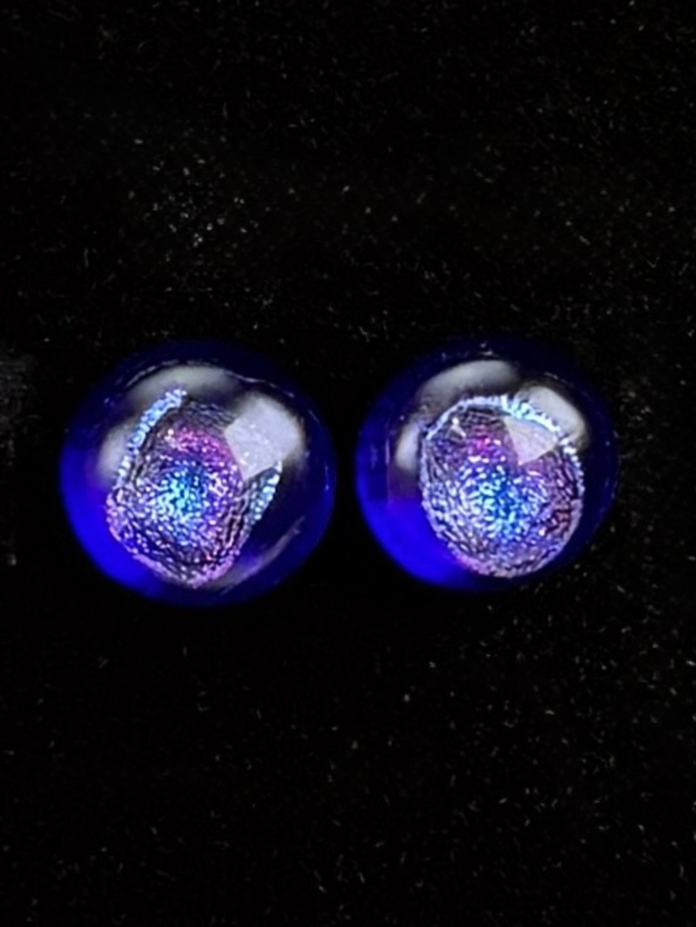 Beautiful blue interesting Silvertone pierced post earrings